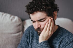 Don’t Tough It Out: Signs You Need an Emergency Dentist